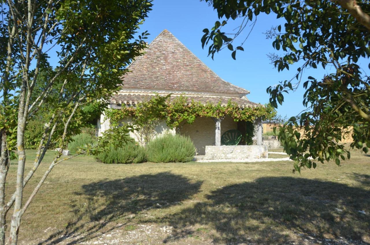 Le Murmure Des Fees Issigeac Exterior photo