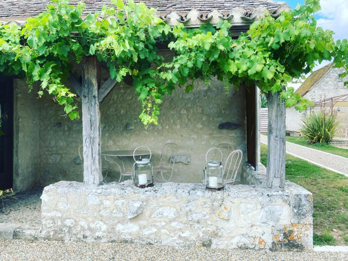 Le Murmure Des Fees Issigeac Exterior photo
