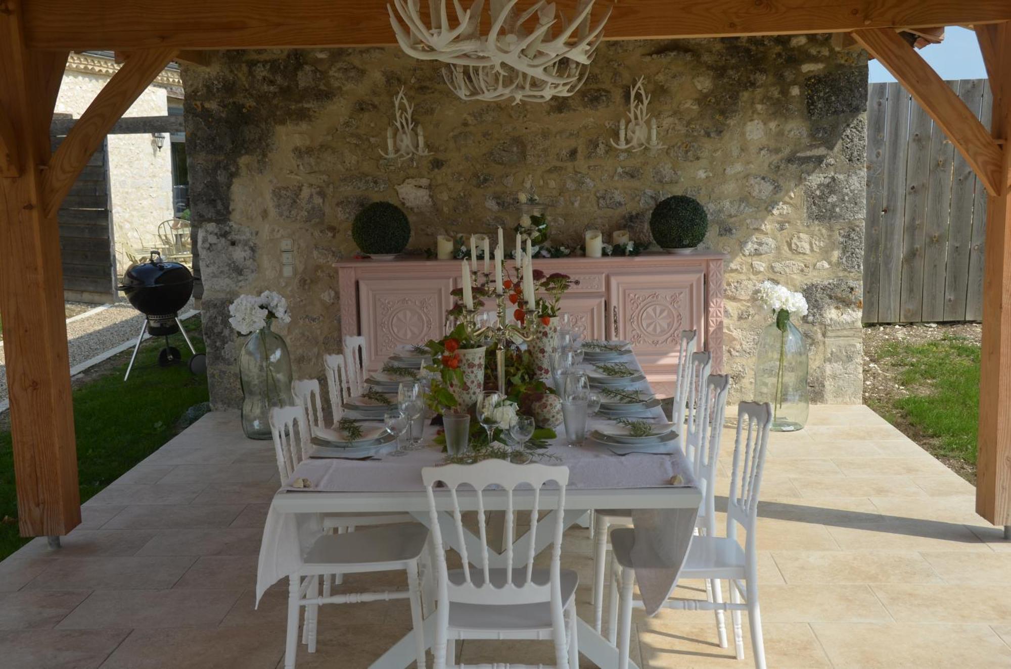 Le Murmure Des Fees Issigeac Exterior photo