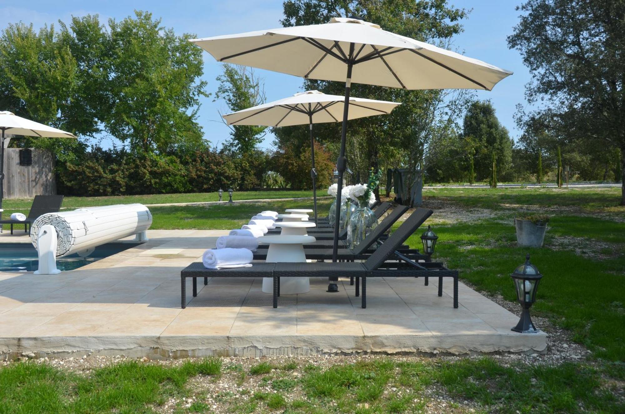 Le Murmure Des Fees Issigeac Exterior photo